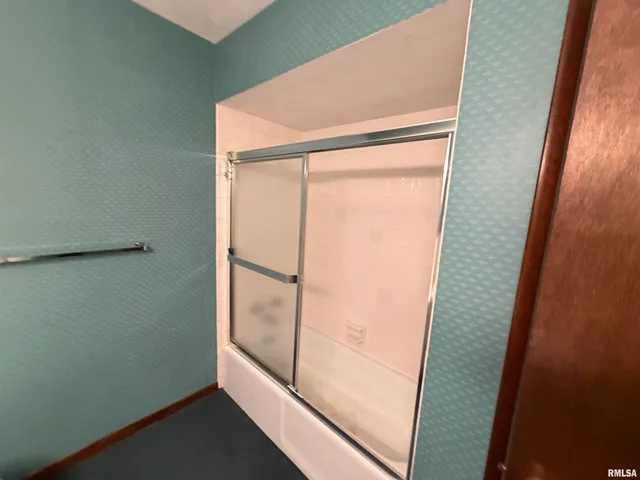 $160,000 | 617 North Coolidge Court, West Peoria, IL 61604