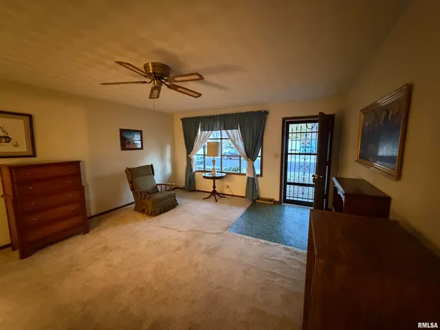 $160,000 | 617 North Coolidge Court, West Peoria, IL 61604