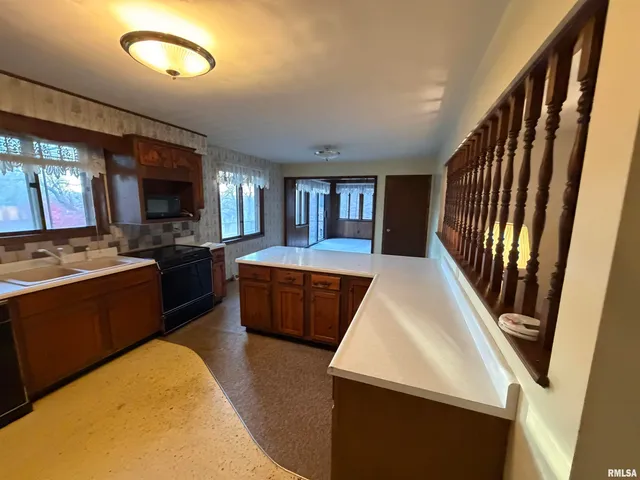 $160,000 | 617 North Coolidge Court, West Peoria, IL 61604