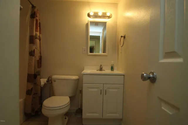 $3,750 | 655 East Avenida De Los Arboles, Thousand Oaks, CA 91360