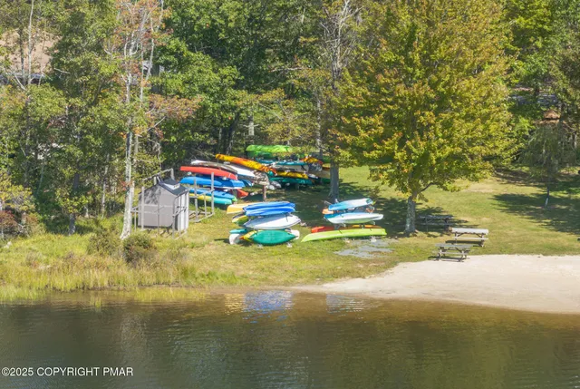 $2,250 | 1520 Lake Lane, Pocono Lake, PA 18347