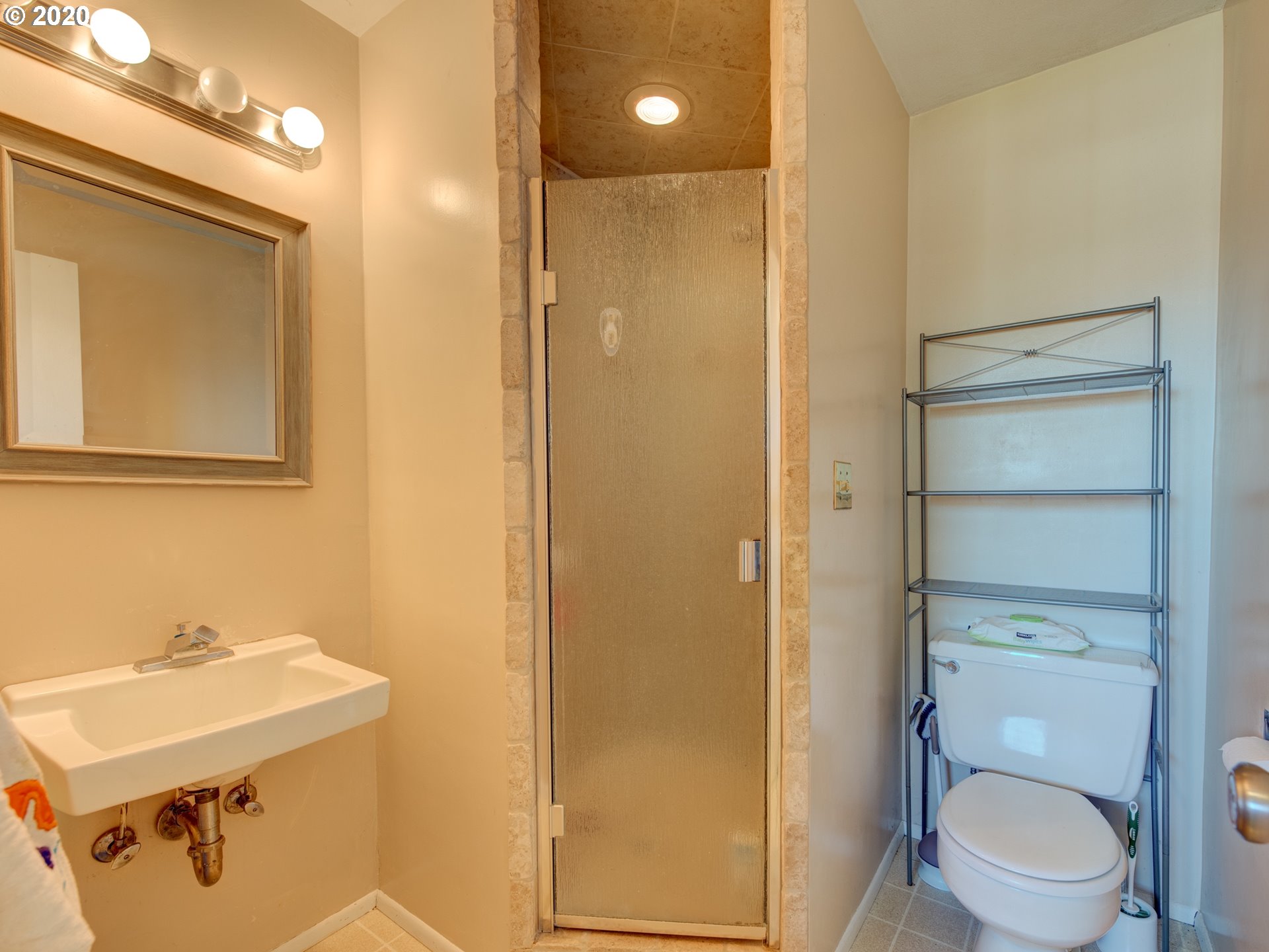 2660 20th Street Springfield, OR 97477 - Photo 13 of 24