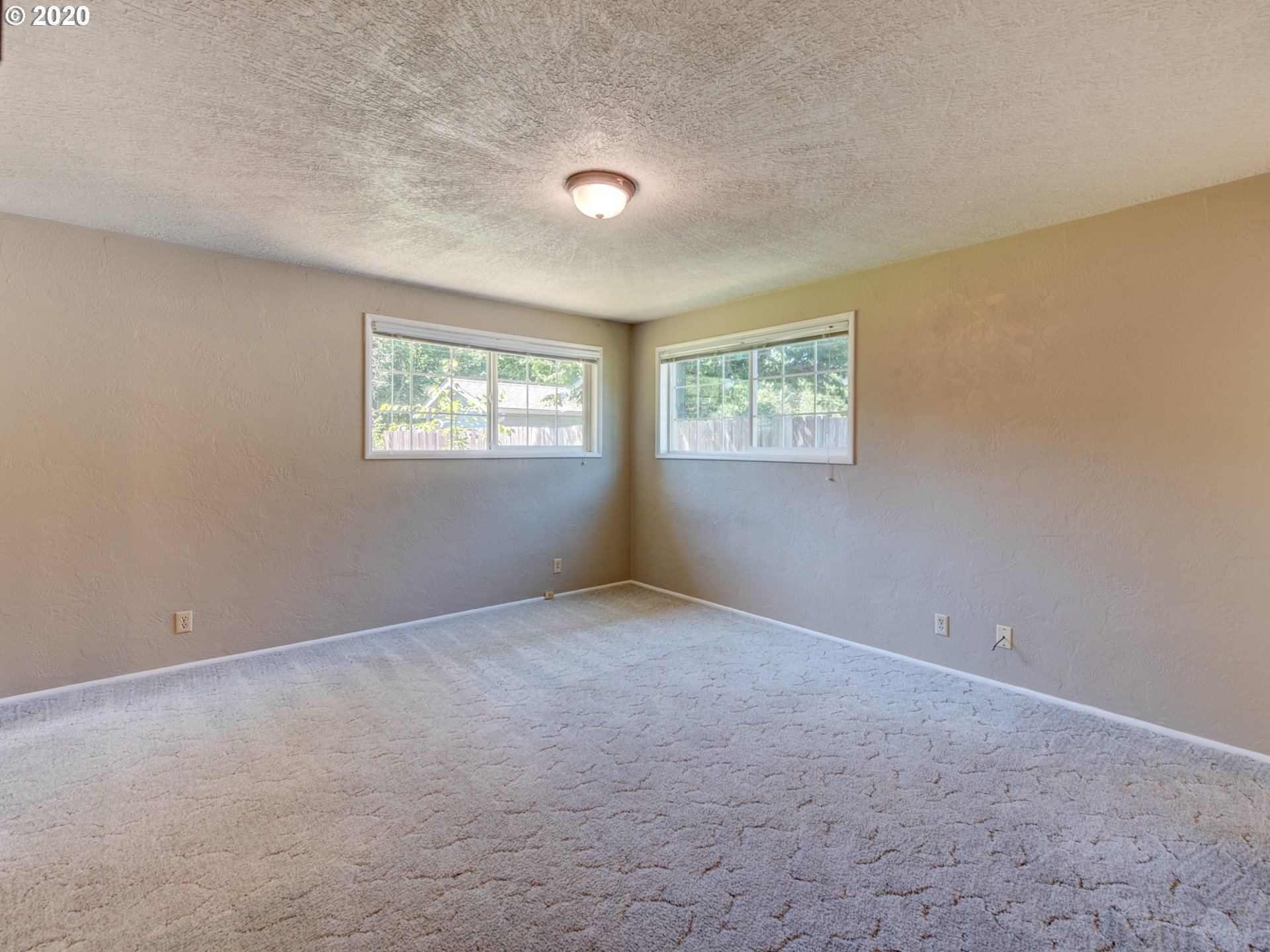 2660 20th Street Springfield, OR 97477 - Photo 18 of 24