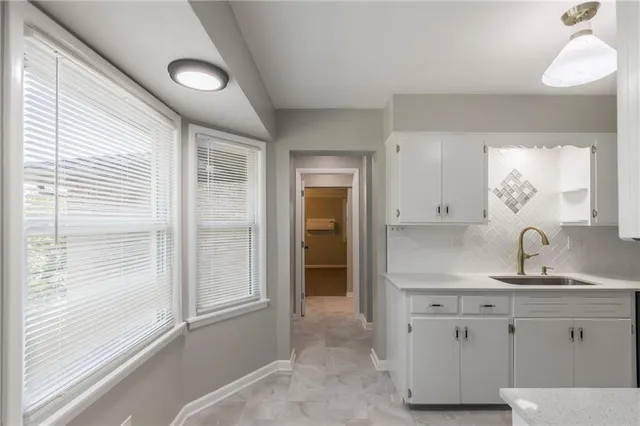 $269,000 | 16805 Sunset Drive, Independence, MO 64057