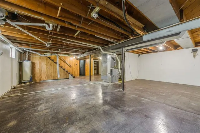 $269,000 | 16805 Sunset Drive, Independence, MO 64057