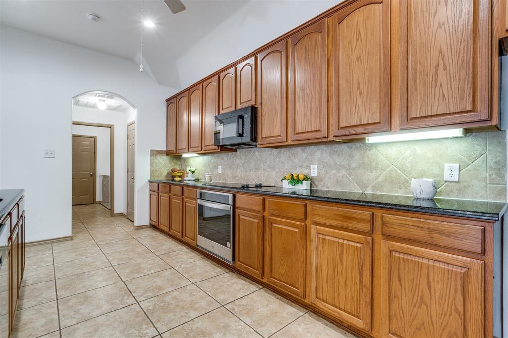 7586 St Stephen's Square Frisco, TX 75035 - Photo 14 of 29