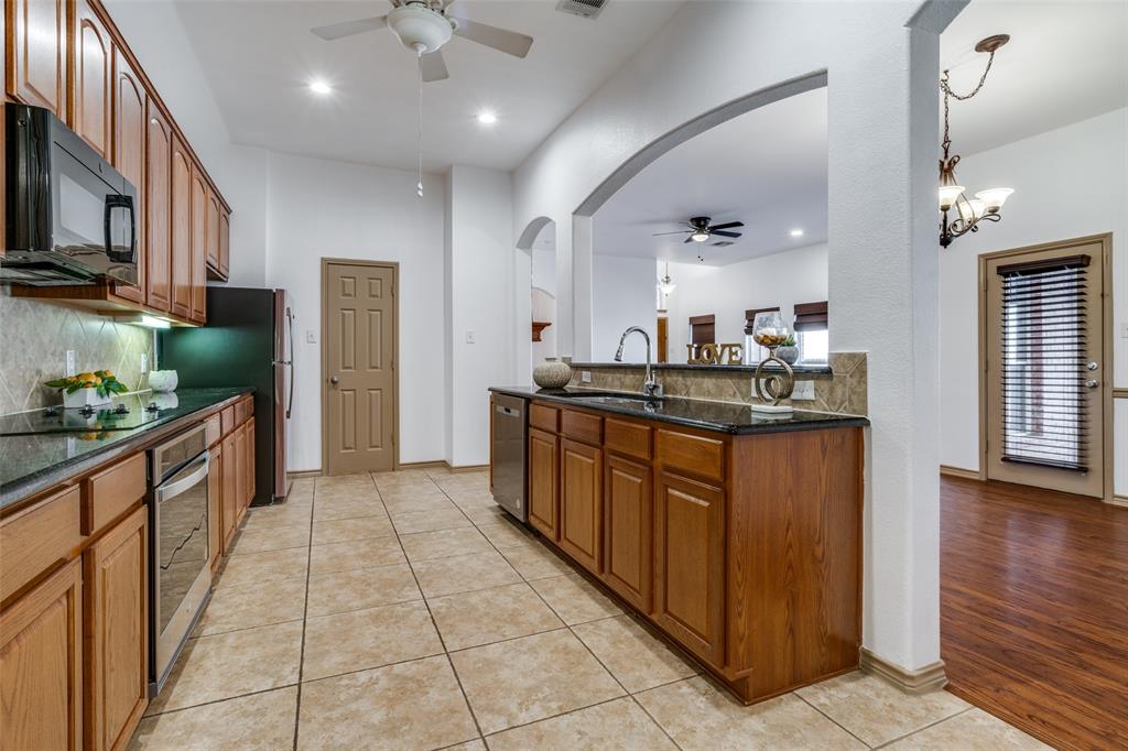7586 St Stephen's Square Frisco, TX 75035 - Photo 16 of 29