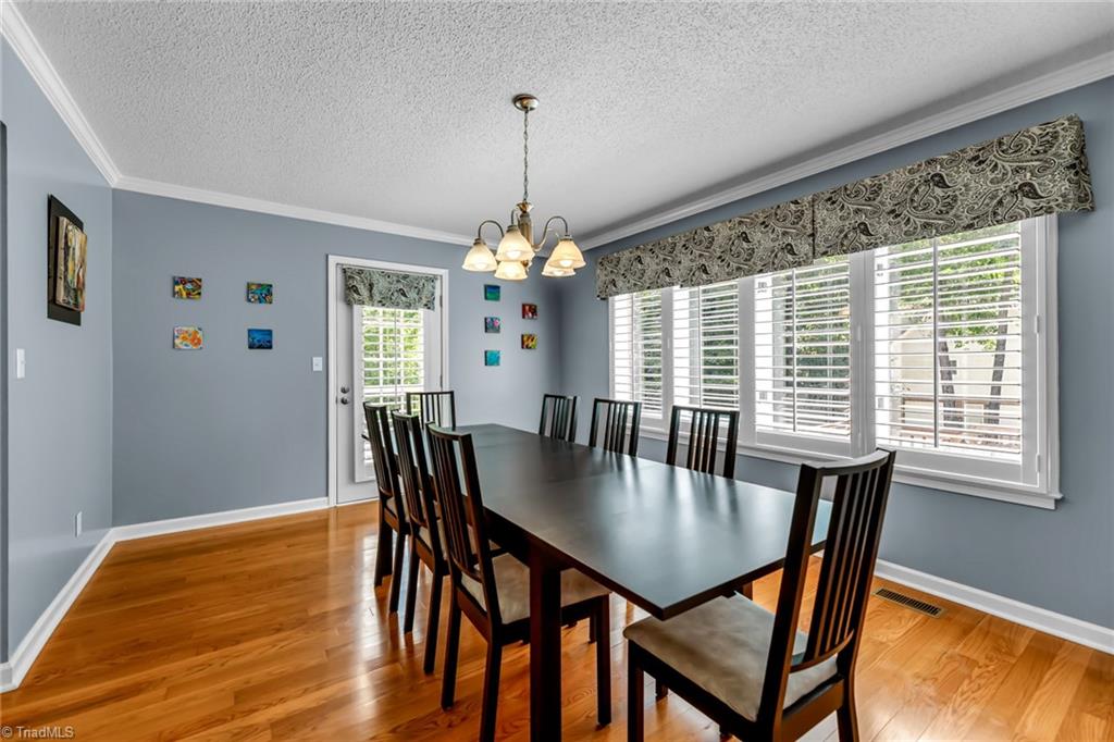 302 Lakeview Road Mocksville, NC 27028 - Photo 13 of 50 Gallery Image 13