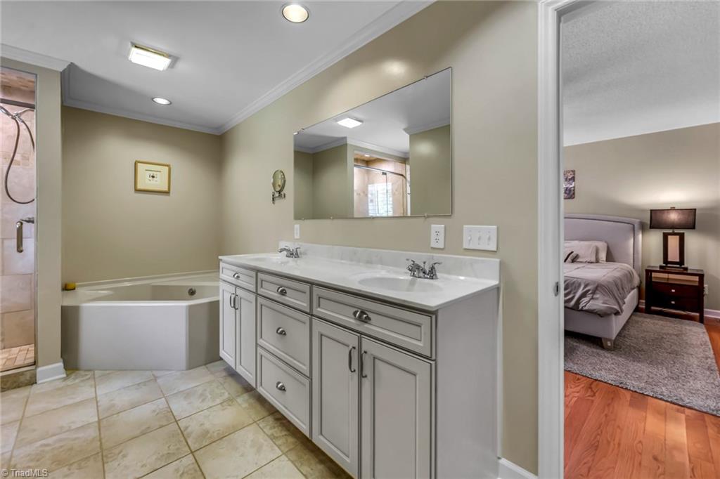 302 Lakeview Road Mocksville, NC 27028 - Photo 25 of 50 Gallery Image 25