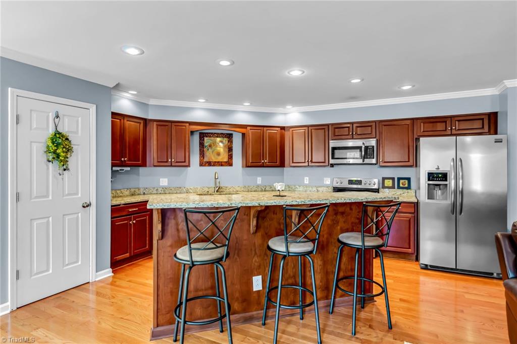 302 Lakeview Road Mocksville, NC 27028 - Photo 4 of 50 Gallery Image 4