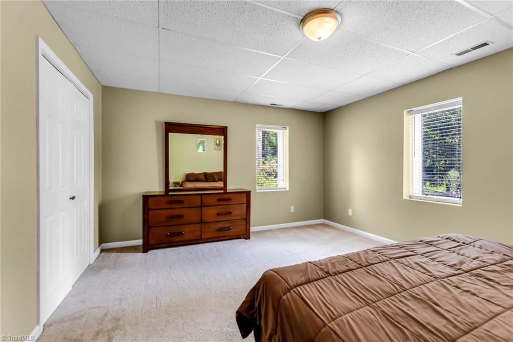 302 Lakeview Road Mocksville, NC 27028 - Photo 33 of 50 Gallery Image 33