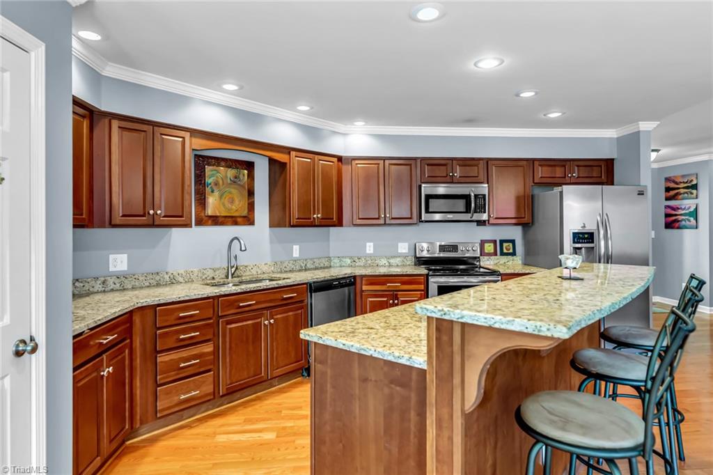302 Lakeview Road Mocksville, NC 27028 - Photo 5 of 50 Gallery Image 5