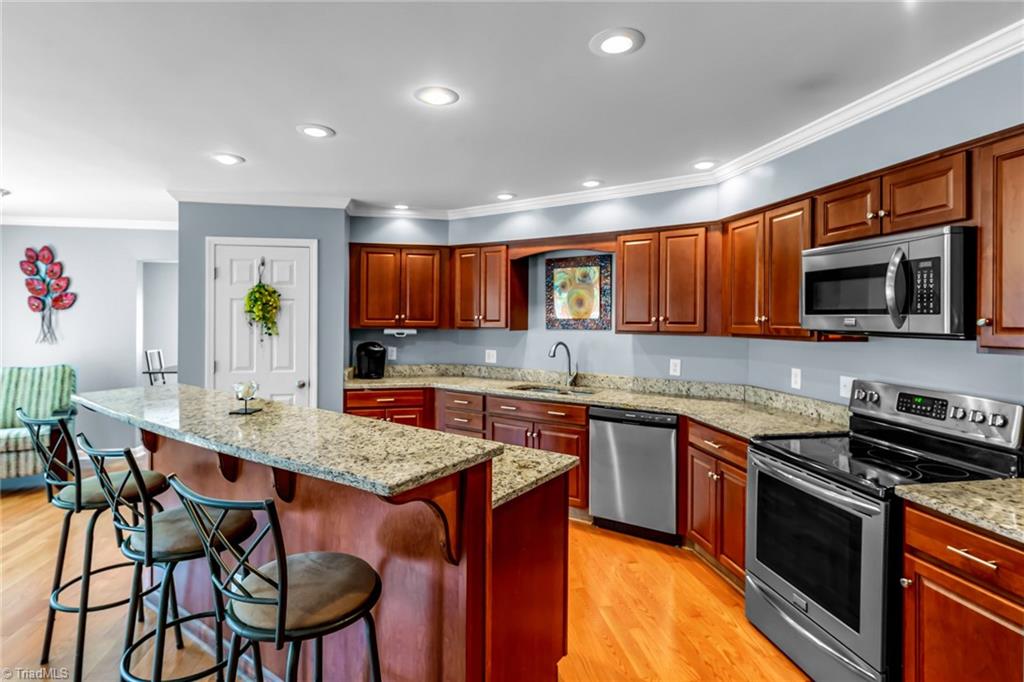 302 Lakeview Road Mocksville, NC 27028 - Photo 6 of 50 Gallery Image 6
