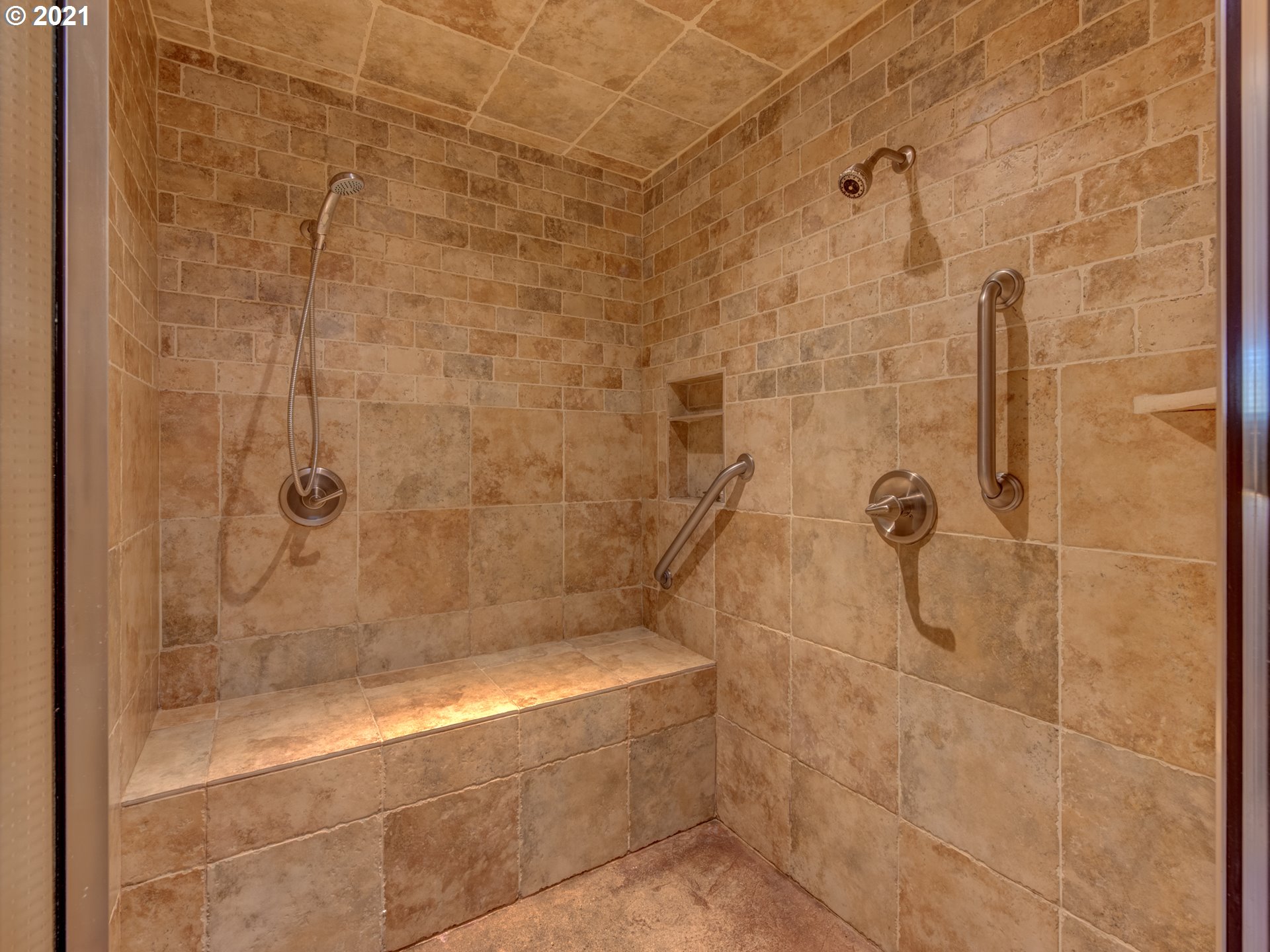 1153 Ash Grove Loop Creswell, OR 97426 - Photo 14 of 27 Gallery Image 14