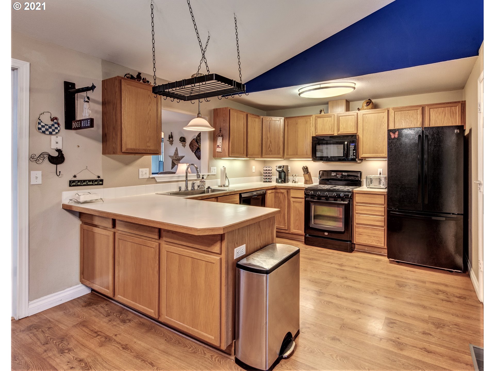 1153 Ash Grove Loop Creswell, OR 97426 - Photo 6 of 27 Gallery Image 6