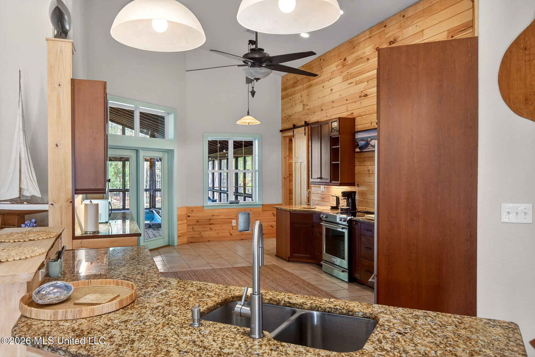 301 Prentiss Road Pass Christian, MS 39571 - Photo 14 of 56 16-web-or-mls-301 Prentiss Rd-16