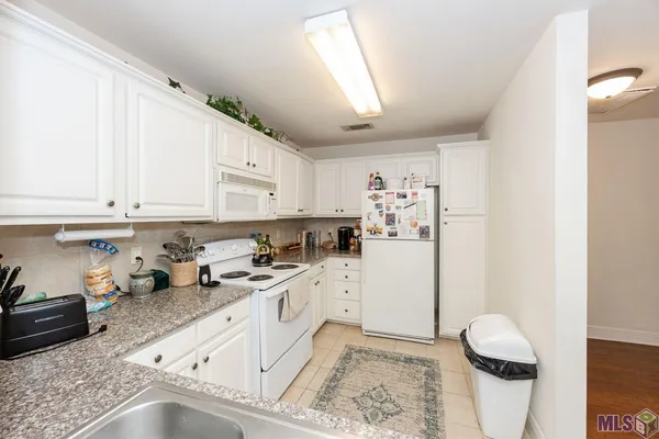 $159,900 | 5145 Nicholson Drive, Unit 66, Baton Rouge, LA 70820