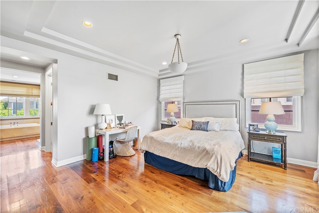 6 Edgewood Drive Newport Beach, CA 92660 - Photo 15 of 29