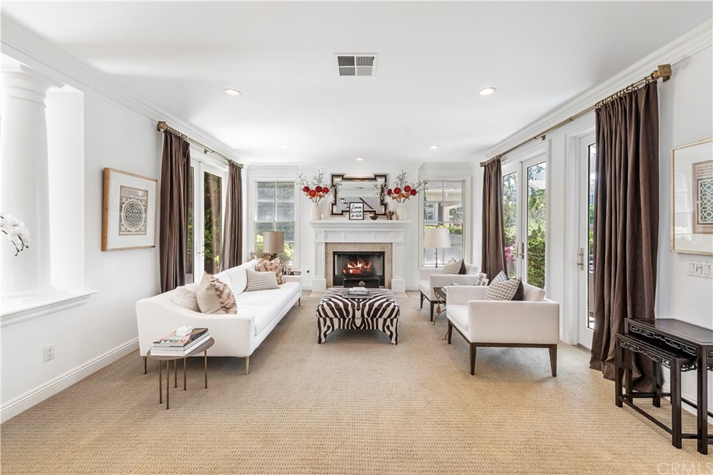 6 Edgewood Drive Newport Beach, CA 92660 - Photo 5 of 29