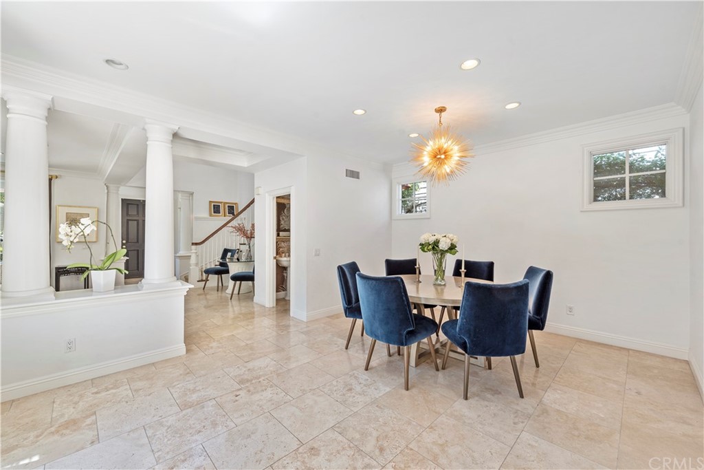 6 Edgewood Drive Newport Beach, CA 92660 - Photo 6 of 29