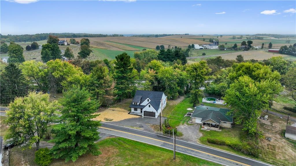 161 Concord Circle Road Beaver Falls, PA 15010 - Photo 6 of 50 Gallery Image 6