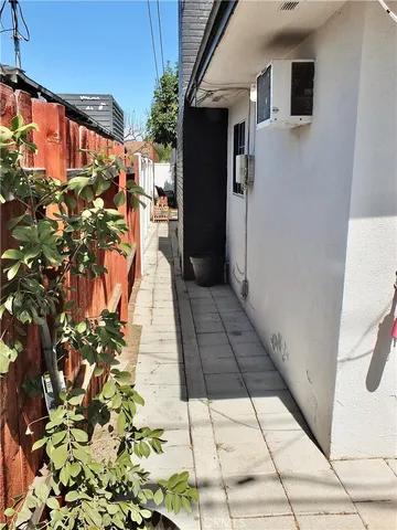 $850,000 | 1430 East Michelson Street, Long Beach, CA 90805