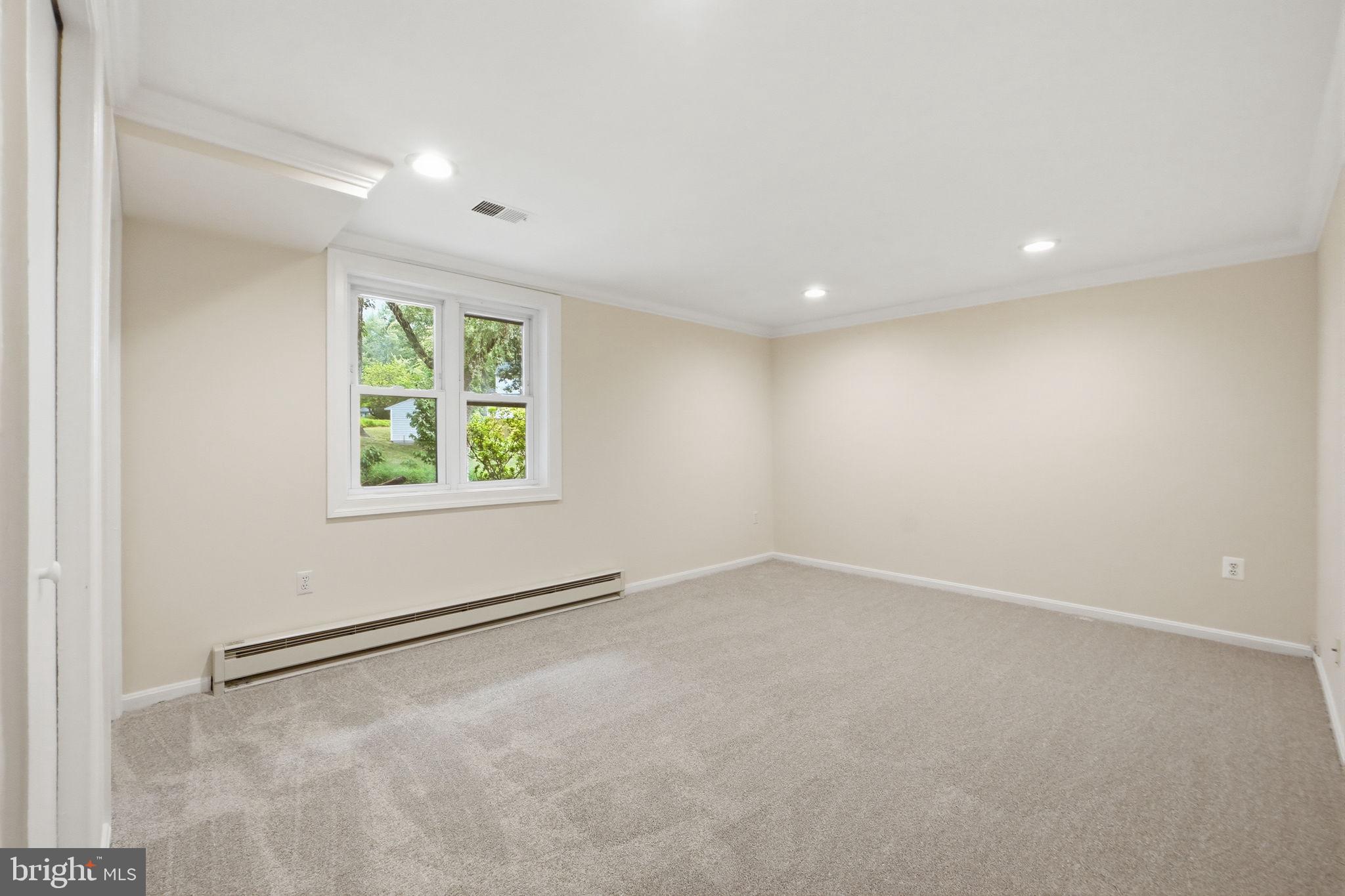 14204 Piccadilly Road Silver Spring, MD 20906 - Photo 29 of 42 Bedroom #4