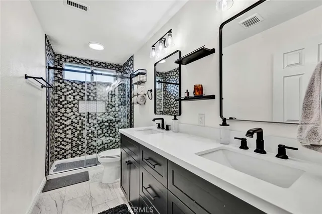 $1,295,000 | 15 Picket Lane, Aliso Viejo, CA 92656