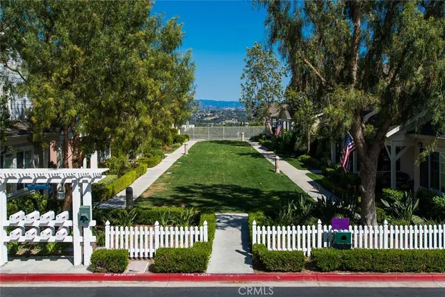 $1,295,000 | 15 Picket Lane, Aliso Viejo, CA 92656