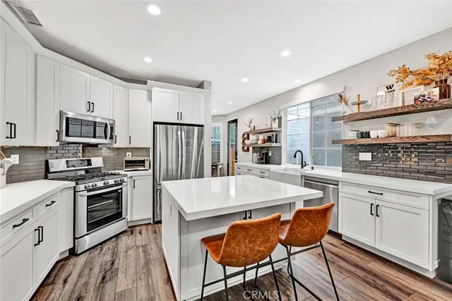 $1,295,000 | 15 Picket Lane, Aliso Viejo, CA 92656