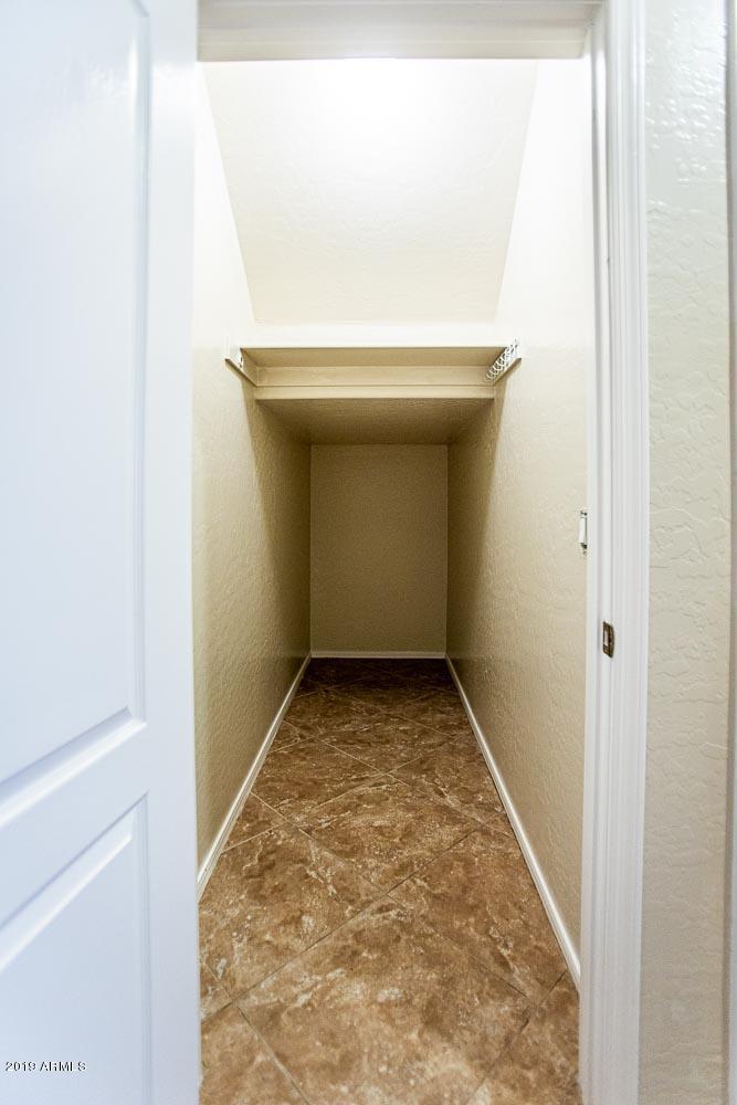 484 East Ranch Road Gilbert, AZ 85296 - Photo 15 of 36