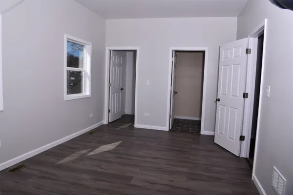 $359,000 | 2808 Elisha Avenue, Zion, IL 60099