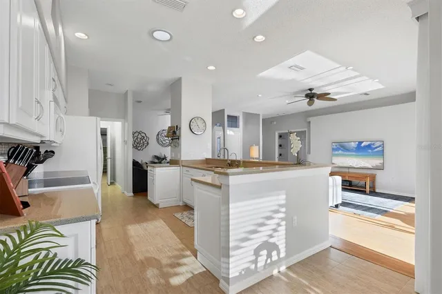 $8,500 | 8937 Olde Hickory Avenue, Sarasota, FL 34238