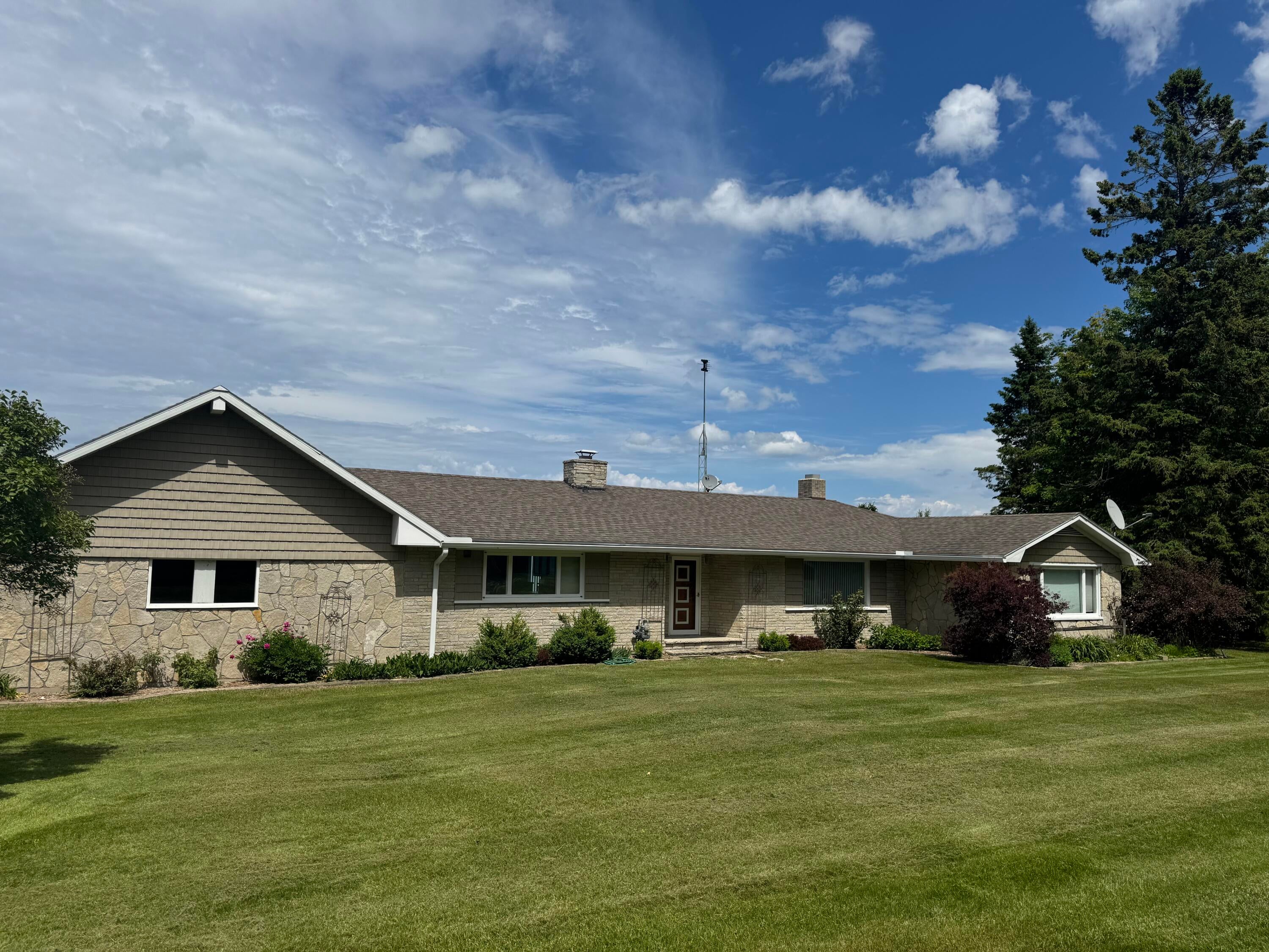 7096 Highway 23 Cheboygan, MI 49721 - Photo 2 of 35 Gallery Image 2