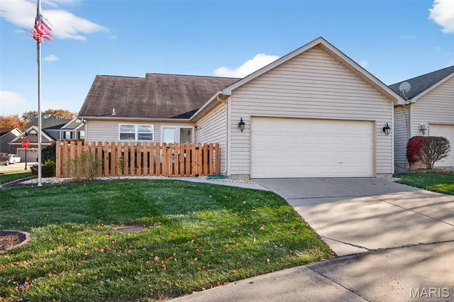 $355,000 | 3125 Calhoun Drive, St. Charles, MO 63301