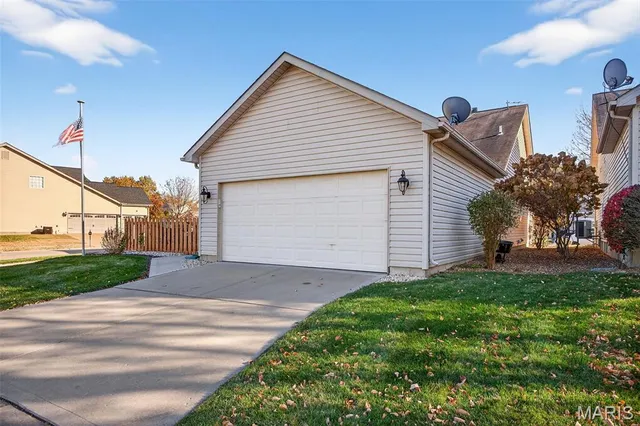 $355,000 | 3125 Calhoun Drive, St. Charles, MO 63301