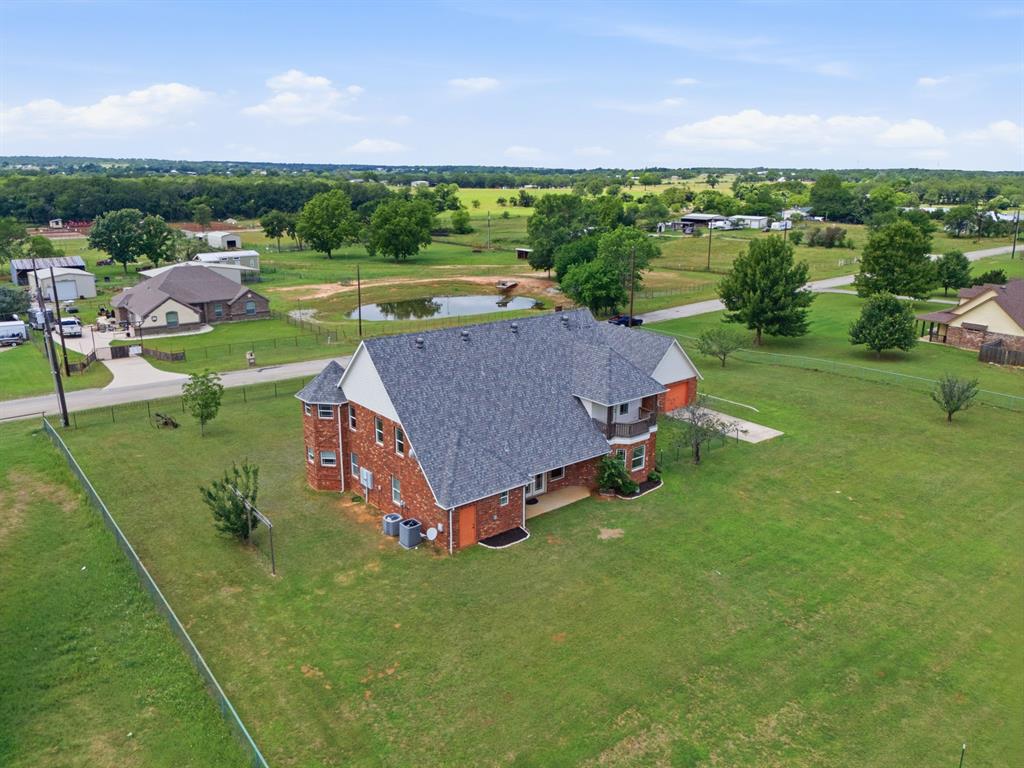 250 Newfield Lane Springtown, TX 76082 - Photo 37 of 38