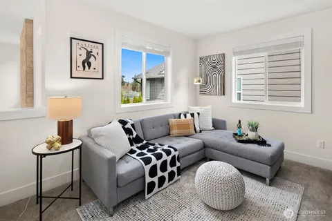 $1,575,000 | 13404 Little Bear Creek Place, Woodinville, WA 98072