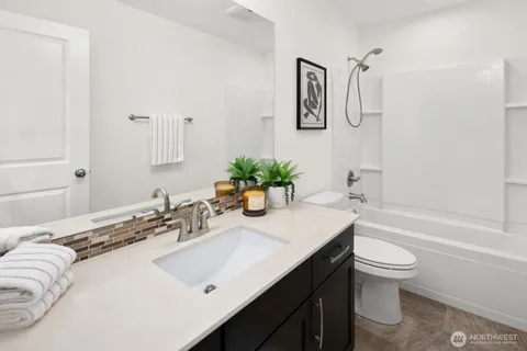 $1,575,000 | 13404 Little Bear Creek Place, Woodinville, WA 98072