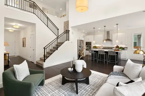 $1,575,000 | 13404 Little Bear Creek Place, Woodinville, WA 98072