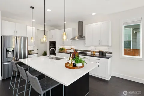 $1,575,000 | 13404 Little Bear Creek Place, Woodinville, WA 98072