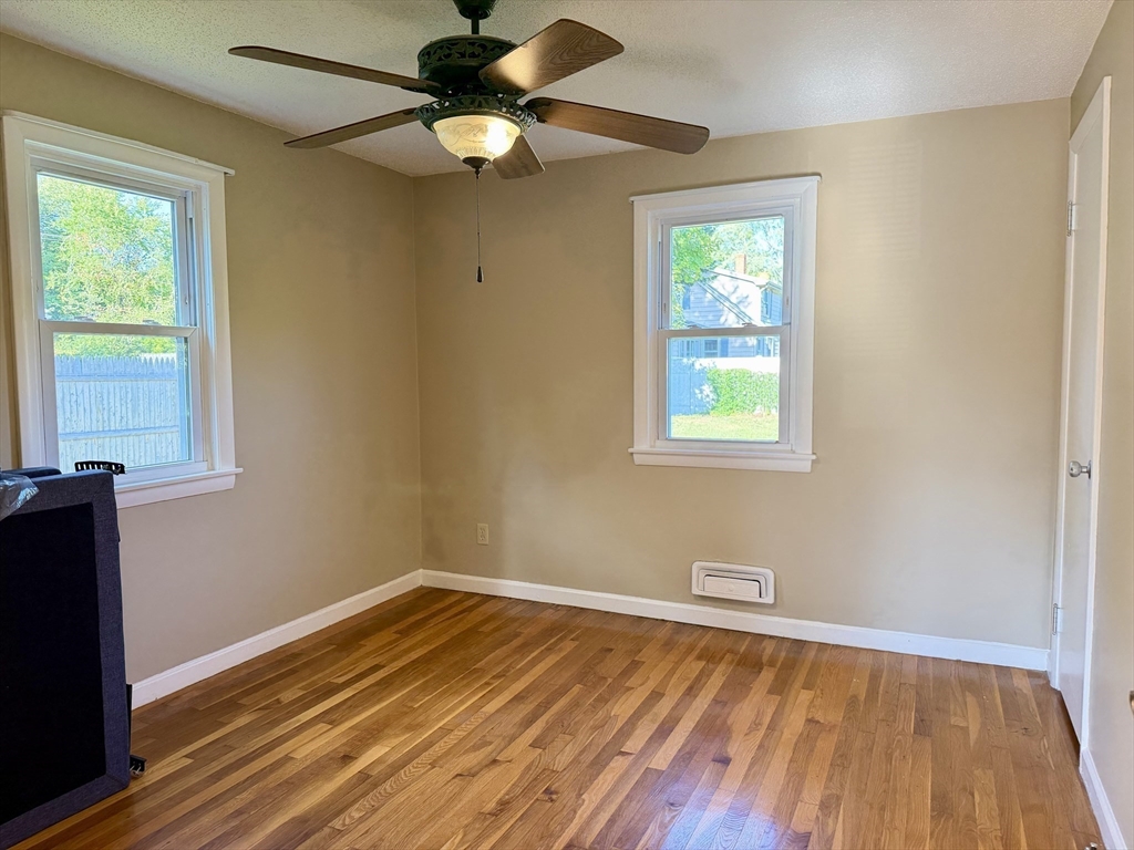 133 Denwall Drive Springfield, MA 01119 - Photo 16 of 27 Gallery Image 16