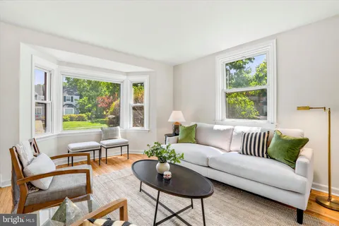 $550,000 | 1801 Hawthorne Avenue, Havertown, PA 19083