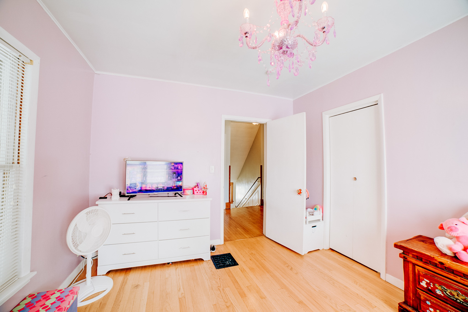 425 South 4th Street Watseka, IL 60970 - Photo 45 of 50 a bedroom with furniture and a wooden floor