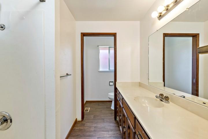 644 Maple Street Central Point, OR 97502 - Photo 19 of 30 35_MS_35