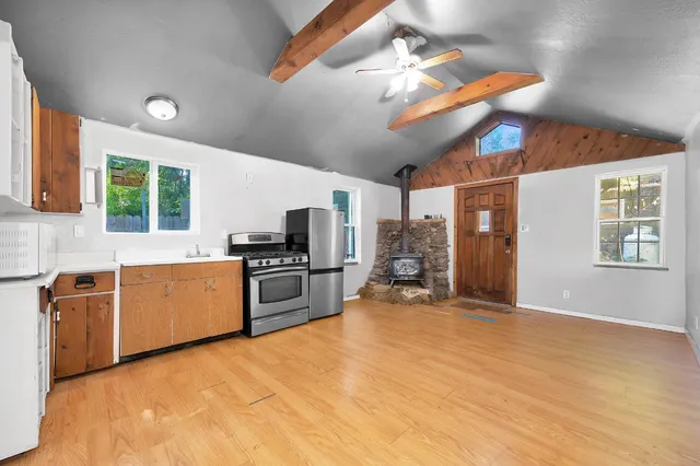 $325,000 | 2889 Willow Street, Pollock Pines, CA 95726