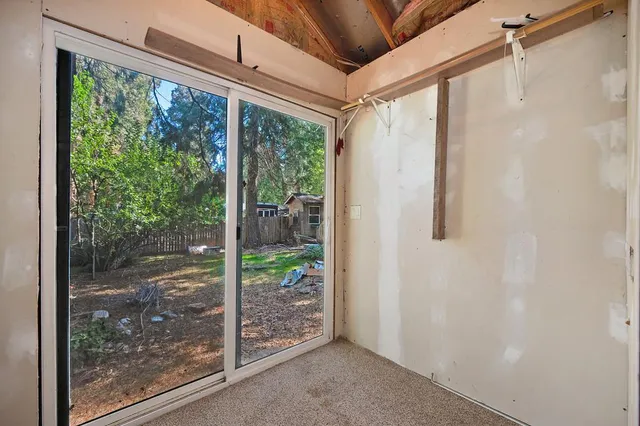 $325,000 | 2889 Willow Street, Pollock Pines, CA 95726