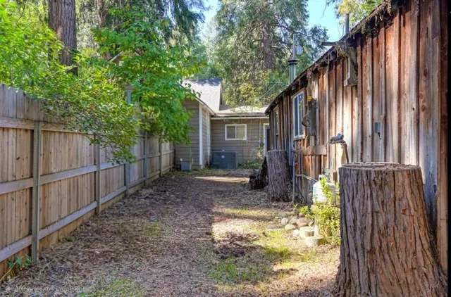 $325,000 | 2889 Willow Street, Pollock Pines, CA 95726