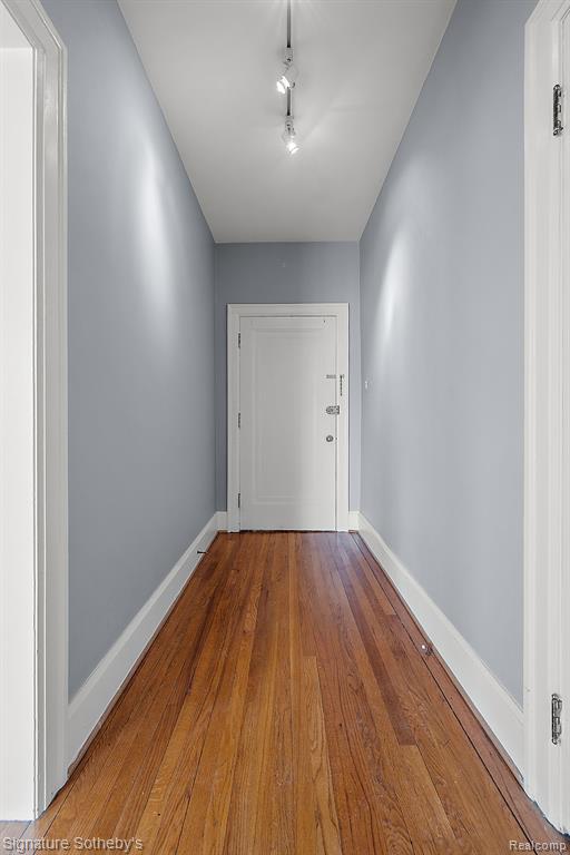 327 Southfield Road, Unit #3AN Birmingham, MI 48009 - Photo 7 of 41
