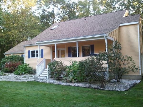 23 Stanley Road Medway, MA 02053 - Photo 1 of 27 Gallery Image 1